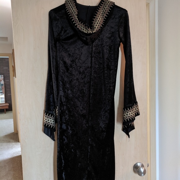 Halloween / Renaissance Faire Velvet Bell Sleeves Dress Cloak - Picture 2 of 6